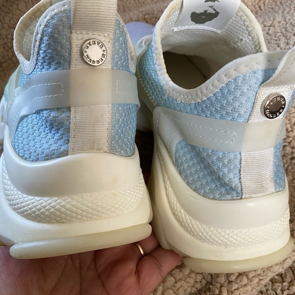 Steve Madden Myle NY 90 Iridescent Blue Multicolor Sneakers, Size 8 Medium - Picture 6 of 11